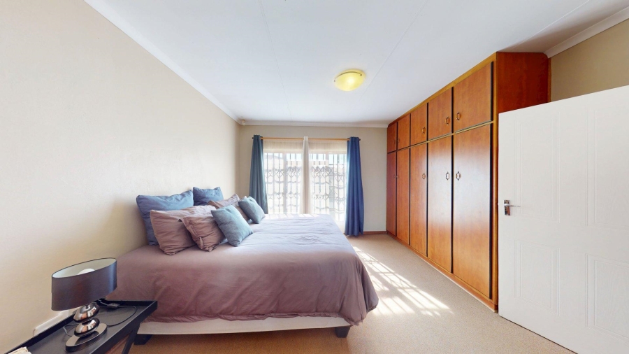 3 Bedroom Property for Sale in Grimbeeck Park North West